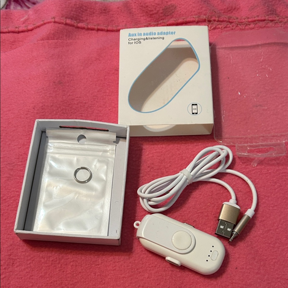 MAGNETIC POWER BANK  IOS - Picture 3 of 8
